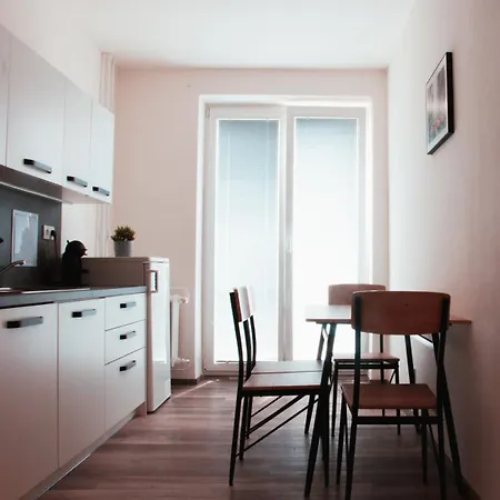 Zarohem 2 Bedrooms In Center With Balcony Apartment