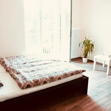 Zarohem 2 Bedrooms In Center With Balcony Apartment Brno